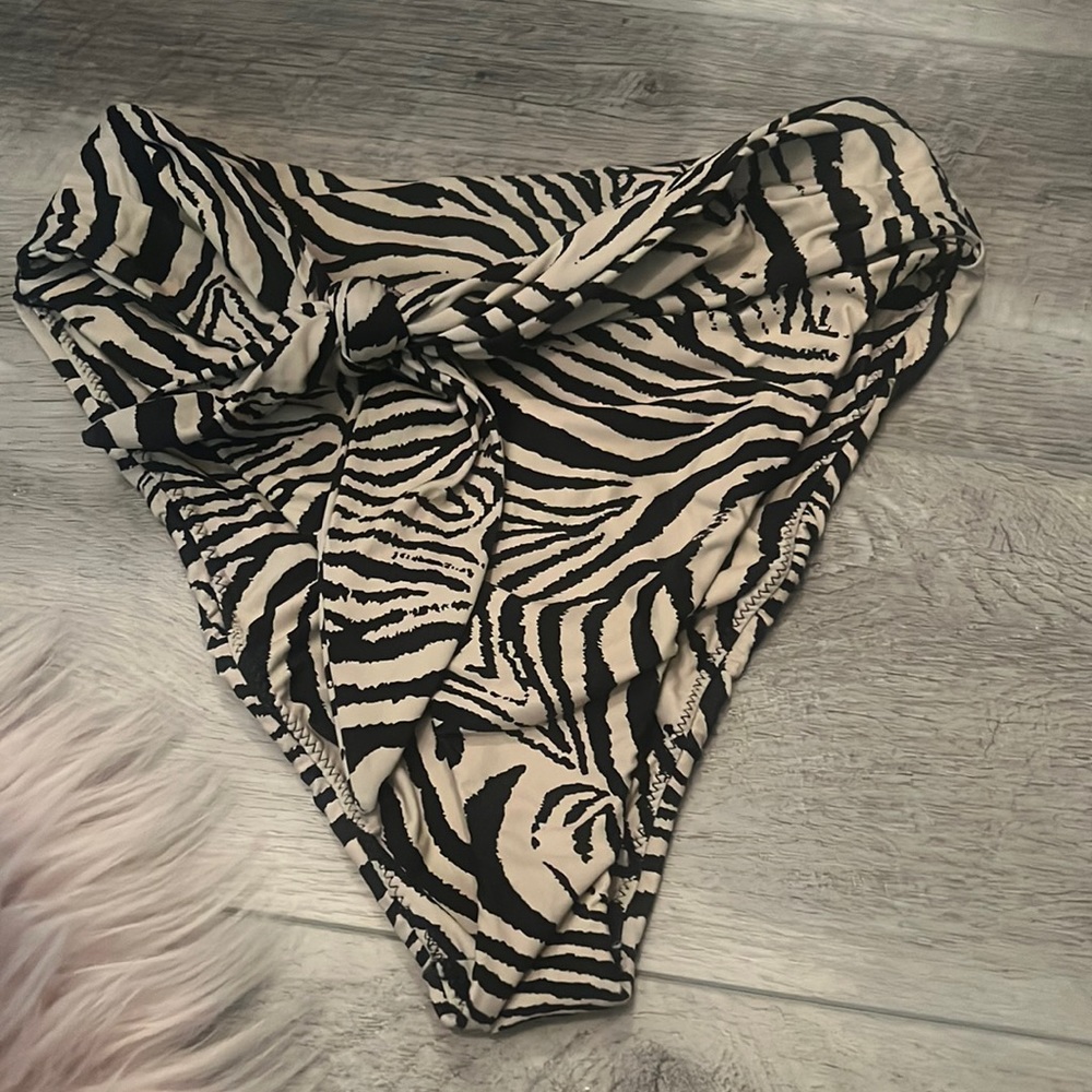 Montce high waisted tie bikini bottom size M